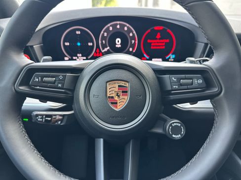 New 2026 Porsche Cayenne image 27