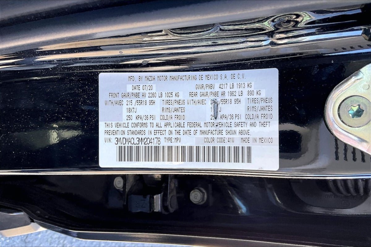 Used 2021 MAZDA CX-30 FWD 2.5 S w/ Preferred Package image 34