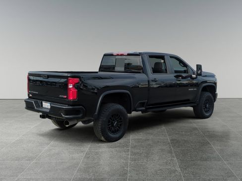 Used 2024 Chevrolet Silverado 2500 ZR2 image 5