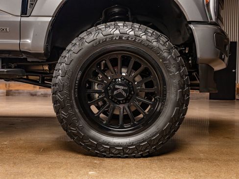 Used 2024 Ford F250 Lariat w/ Lariat Ultimate Package image 12