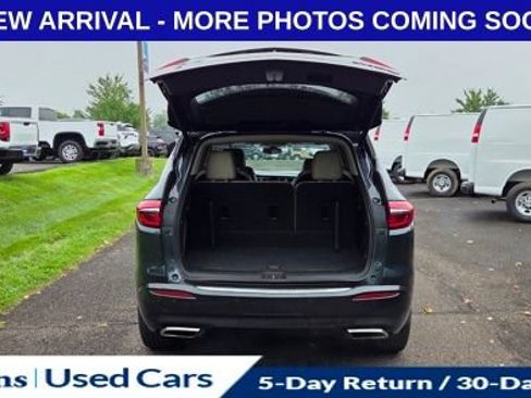 Used 2019 Buick Enclave Essence AWD/4WD image 9