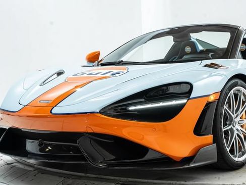 Used 2022 McLaren 765LT RWD image 30