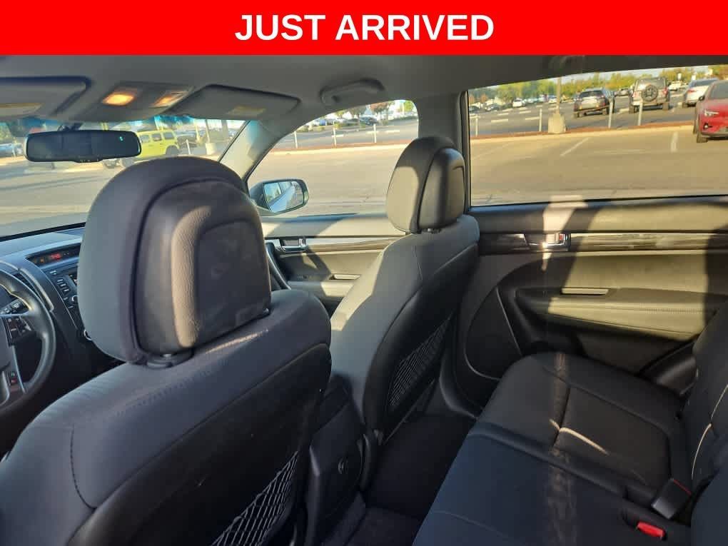 Used 2013 Kia Sorento LX w/ Convenience Pkg AWD/4WD image 12