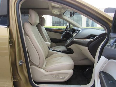 Used 2015 Lincoln MKC FWD w/ Equipment Group 102A Reserve image 20