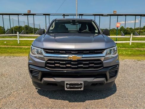 Used 2021 Chevrolet Colorado W/T AWD/4WD image 2