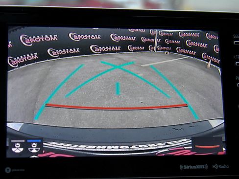 Used 2022 Toyota Camry XSE image 19