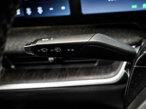 Used 2025 Lucid Air Touring AWD/4WD image 35