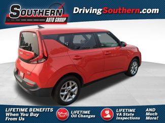 Used 2022 Kia Soul LX w/ Technology Package FWD video 1