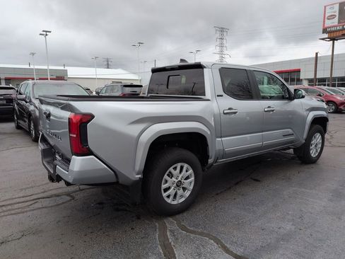 Used 2024 Toyota Tacoma SR5 image 5