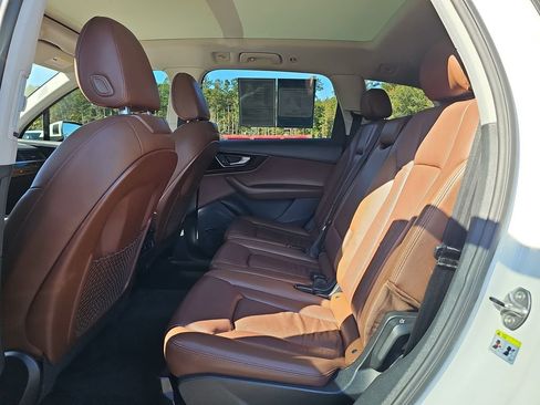 Used 2018 Audi Q7 3.0T Premium Plus image 20