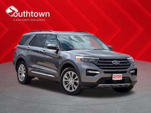 Used 2023 Ford Explorer XLT w/ Equipment Group 202A AWD/4WD image 1