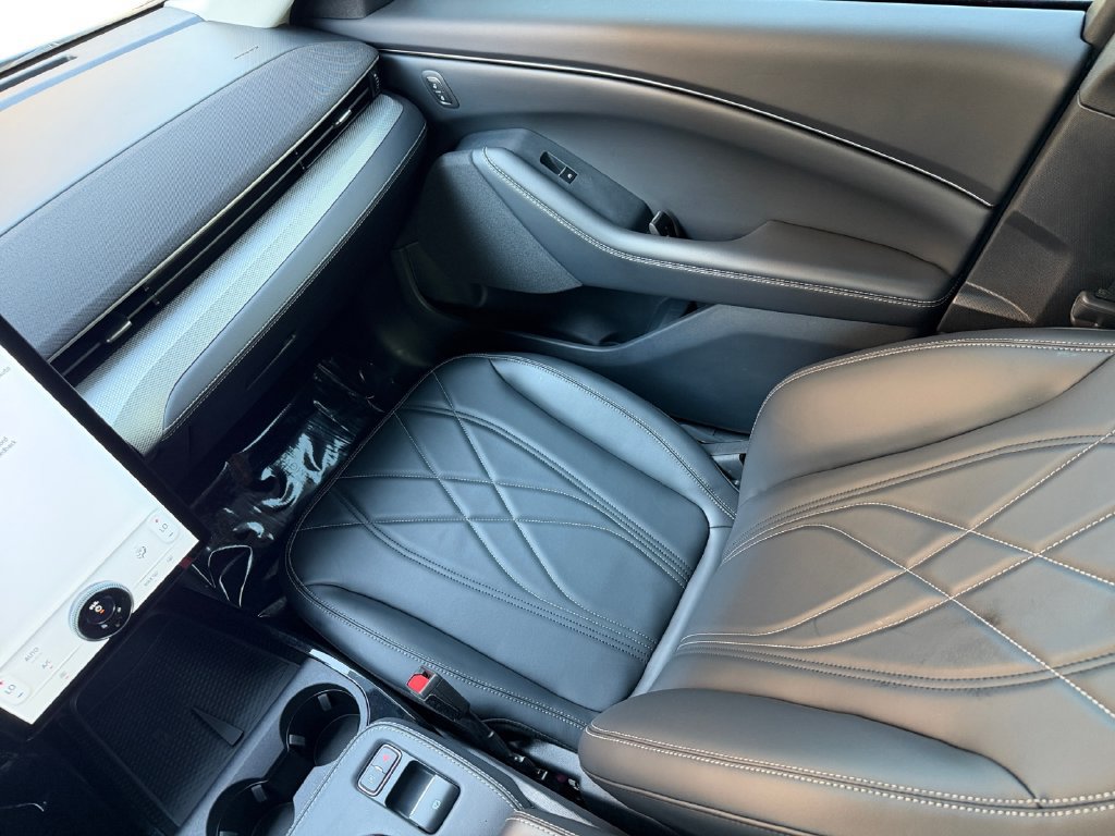 Used 2023 Ford Mustang Mach-E Select RWD image 17