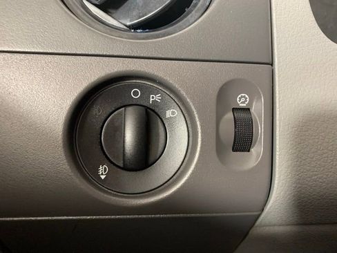 Used 2007 Ford F150 STX image 14