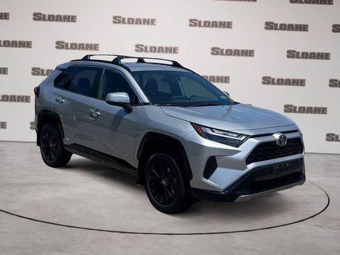 Used 2025 Toyota RAV4 SE w/ Weather Package AWD/4WD image 7
