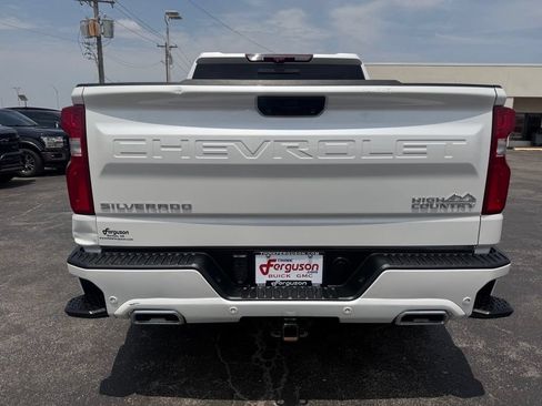 Used 2024 Chevrolet Silverado 1500 High Country AWD/4WD image 17