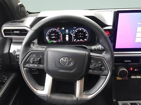 Certified 2025 Toyota 4Runner TRD Off-Road Premium w/ Tow Technology Package image 11