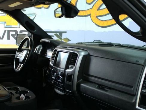 Used 2022 RAM 1500 Classic Warlock AWD/4WD image 12