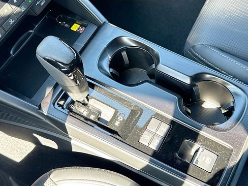New 2026 Subaru Outback Limited AWD/4WD image 20