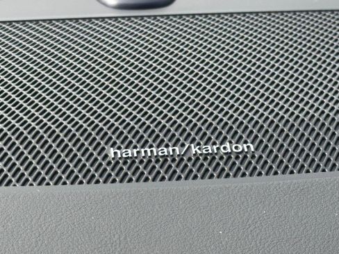 New 2026 Volvo XC90 B6 Plus w/ Protection Package Premier image 16