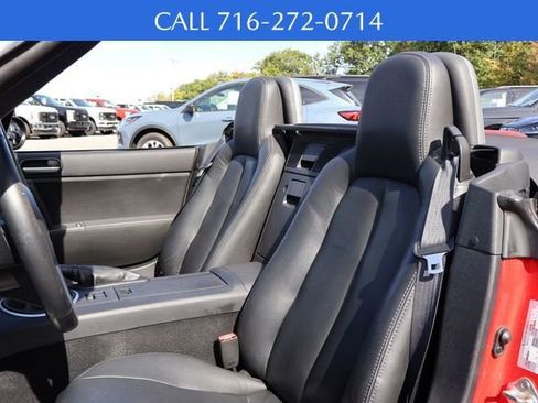 Used 2008 MAZDA MX-5 Miata Sport w/ Convenience Pkg image 18