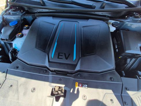 Certified 2023 Hyundai Ioniq 5 Limited AWD/4WD image 35