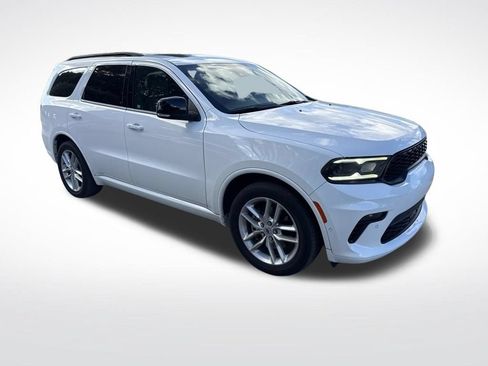 Used 2023 Dodge Durango GT RWD image 2