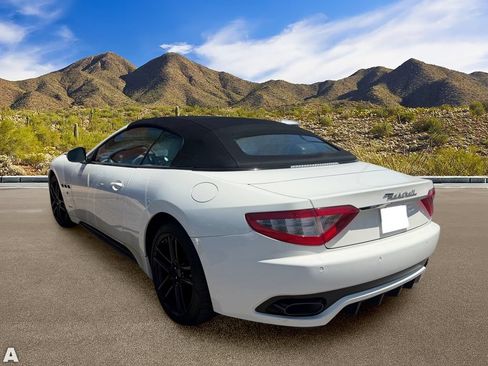 Used 2012 Maserati GranTurismo Sport RWD image 3