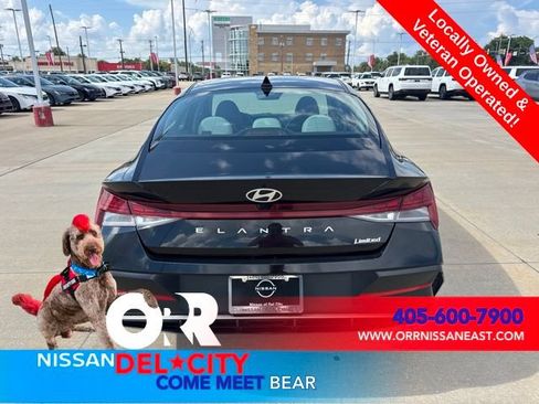 Used 2025 Hyundai Elantra Limited FWD image 4