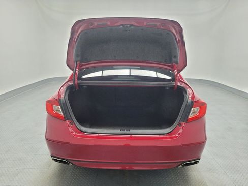 Used 2018 Honda Accord Sport image 29