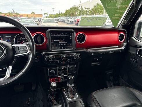 Used 2020 Jeep Wrangler Unlimited Rubicon w/ Dual Top Group image 6