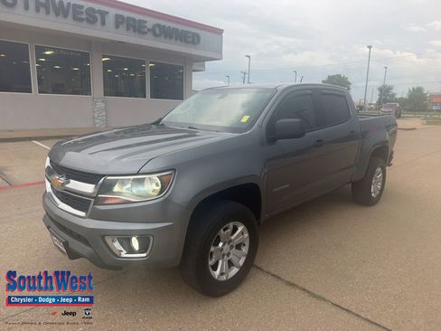 Used 2018 Chevrolet Colorado W/T RWD image 1
