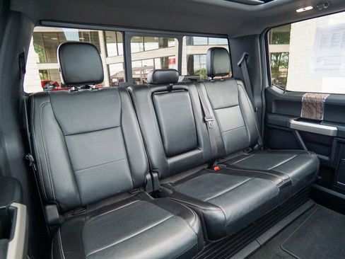 Used 2017 Ford F350 Lariat w/ Lariat Ultimate Package AWD/4WD image 38