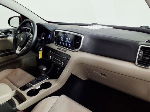 Used 2020 Kia Sportage LX FWD image 9