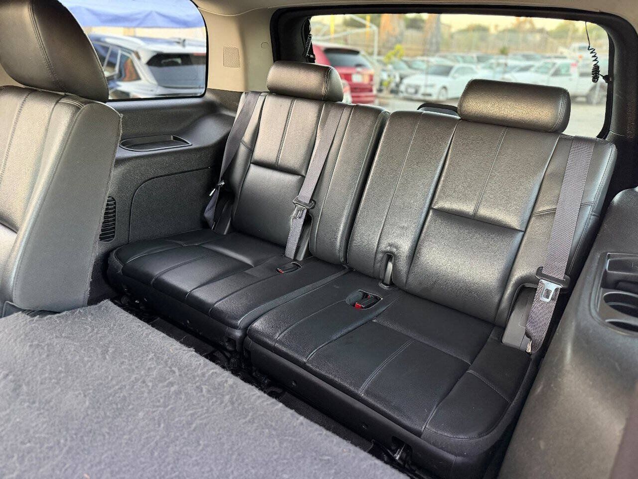 Used 2013 Chevrolet Tahoe LT RWD image 26
