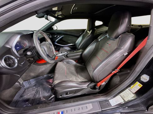 Used 2020 Chevrolet Camaro ZL1 image 22