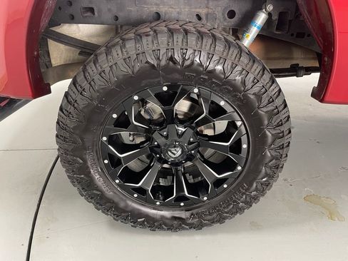 Used 2020 Ford F150 Lariat image 13