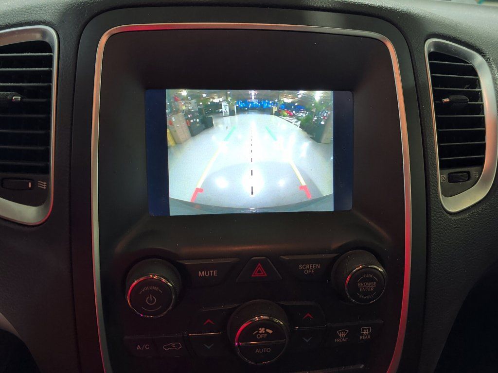 Used 2020 Dodge Durango SXT AWD/4WD image 16