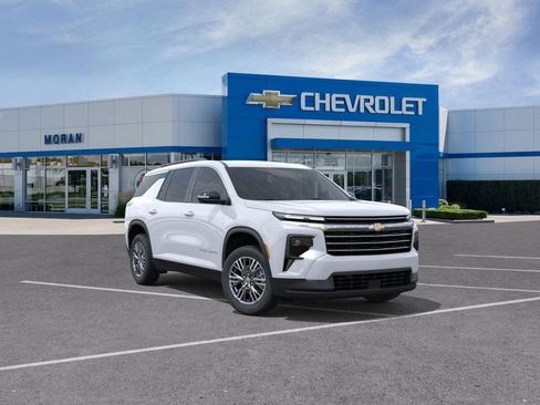 New 2026 Chevrolet Traverse LT image 1