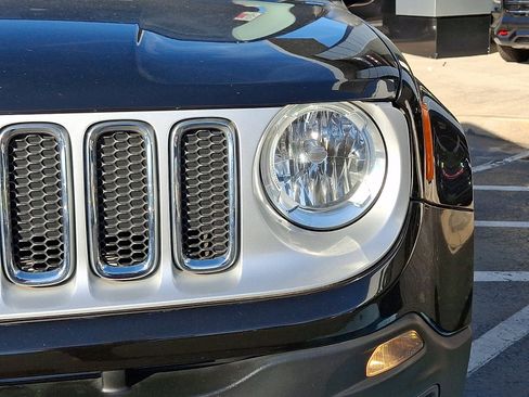 Used 2016 Jeep Renegade Limited AWD/4WD image 9