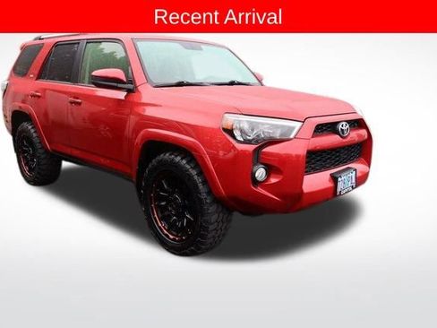 Used 2019 Toyota 4Runner SR5 image 1