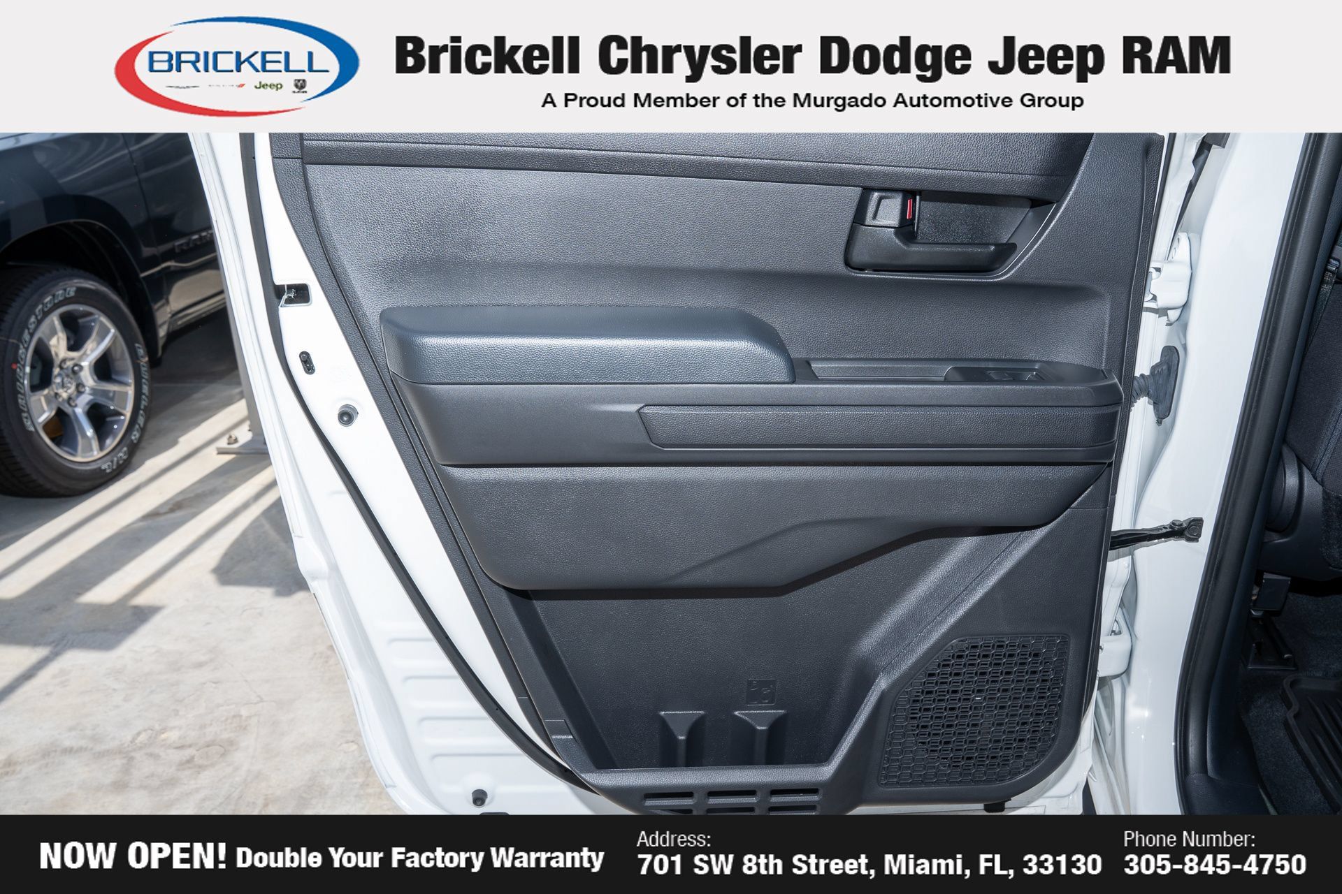 Used 2025 Toyota Tacoma SR5 AWD/4WD image 11
