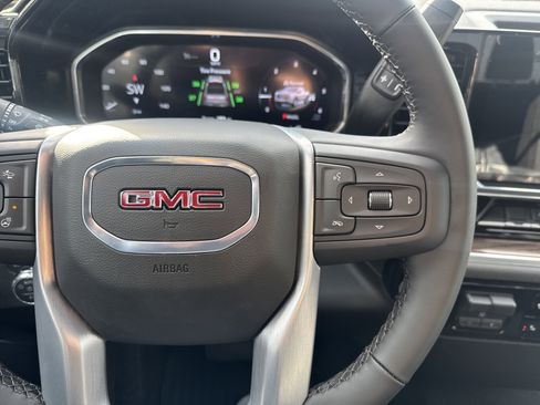 New 2026 GMC Sierra 1500 Elevation image 19