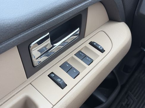 Used 2013 Ford F150 XLT w/ Luxury Equipment Group AWD/4WD image 26
