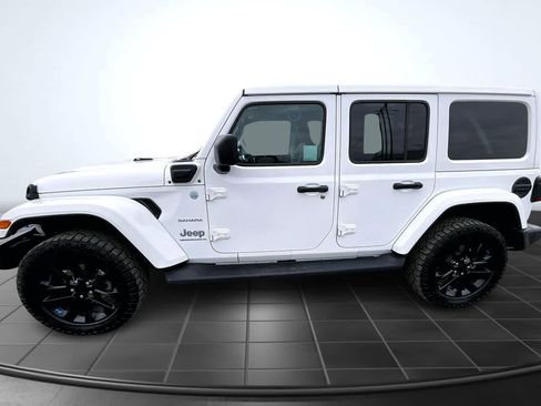 Used 2023 Jeep Wrangler Sahara w/ Cold Weather Group image 3