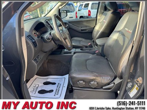 Used 2012 Nissan Xterra PRO-4X w/ Pro-4x Leather Pkg AWD/4WD image 22