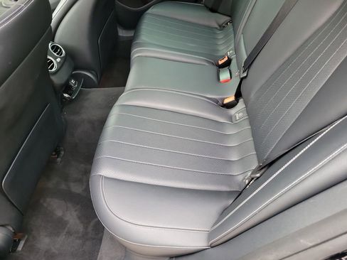 Used 2017 Mercedes-Benz E 300 image 12