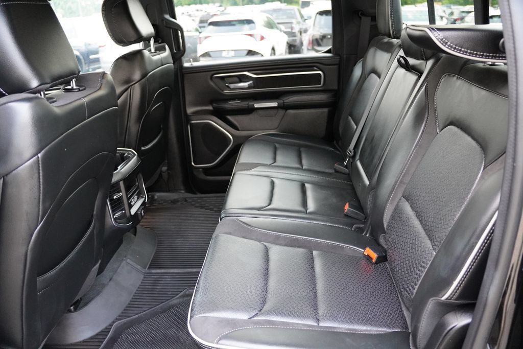 Used 2023 RAM 1500 Laramie AWD/4WD image 17