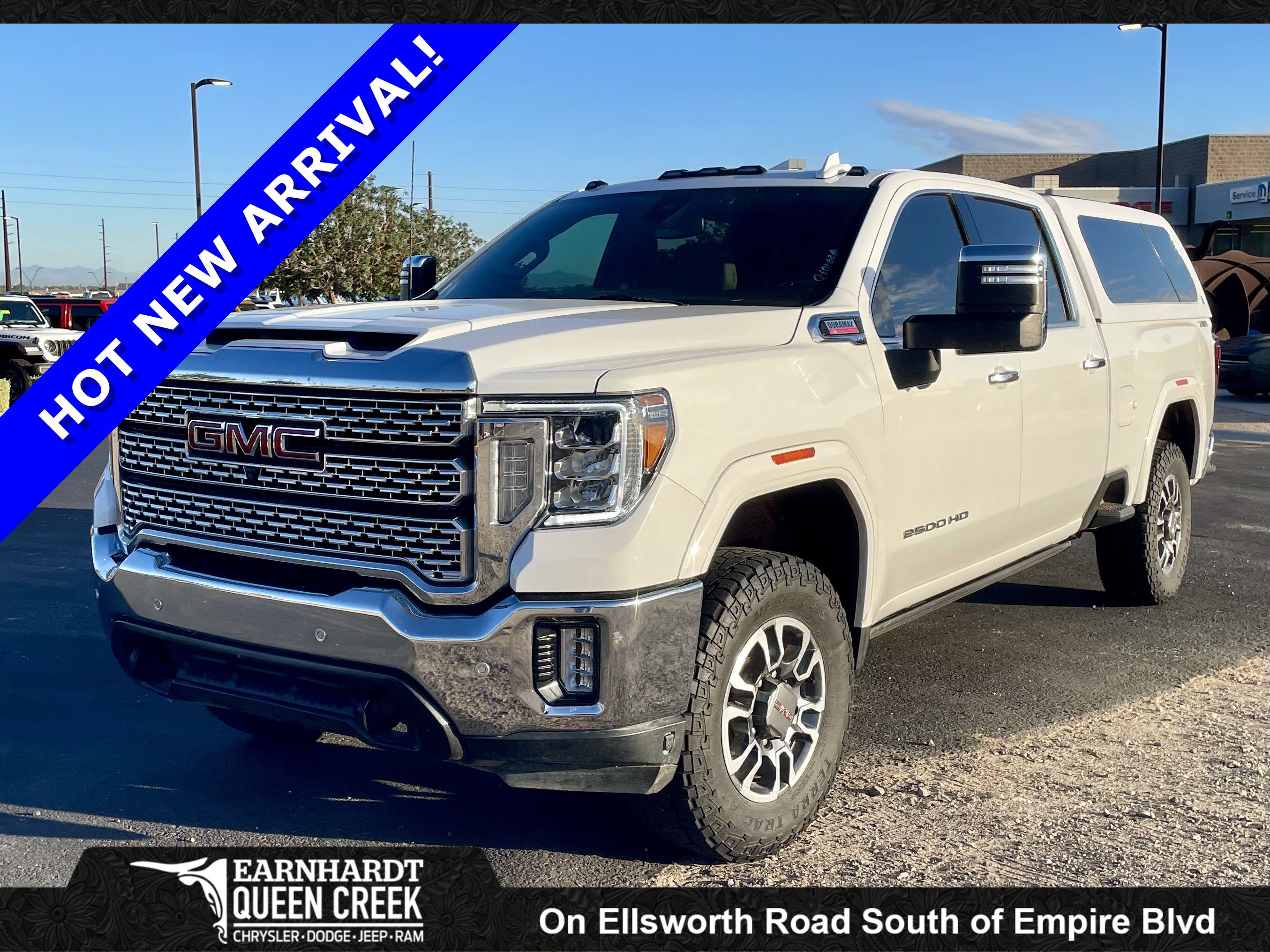Used 2022 GMC Sierra 2500 SLT w/ SLT Preferred Package AWD/4WD image 1