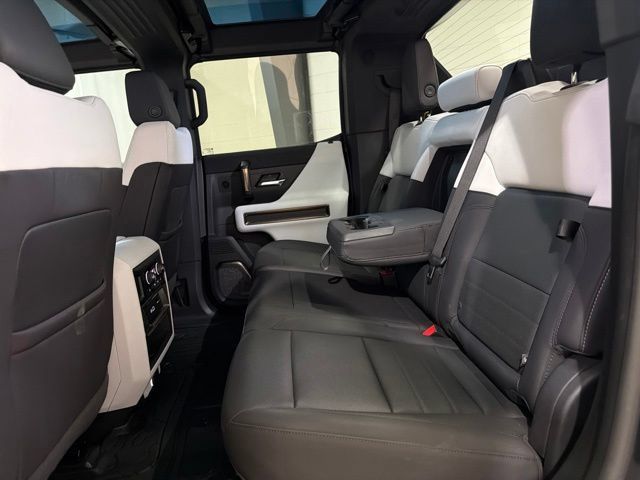 Used 2024 GMC Hummer EV 3X w/ Battery Pack, 24 Module Pack AWD/4WD image 22