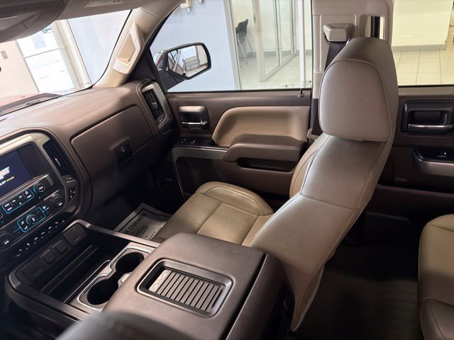 Used 2018 Chevrolet Silverado 1500 LTZ Z71 w/ LTZ Plus Package AWD/4WD image 31